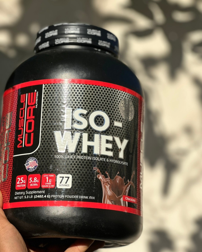 پروتئین وی ایزوله Muscle Core Nutrition ۲۴۰۲ گرم طعم شکلات. به شرط آزمایشگاه. صدرصد اورجینال